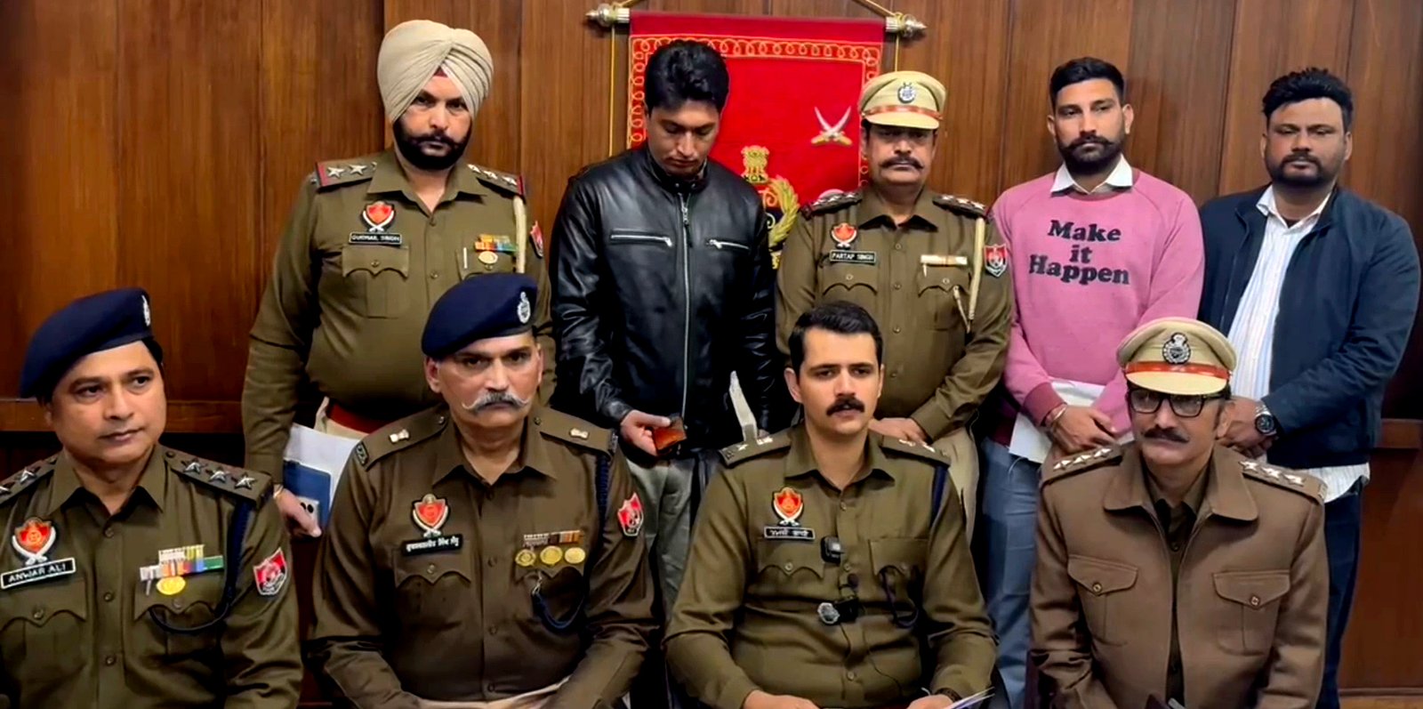 पुलिस ने 25 लोगों की 8 करोड़ से अधिक की जायदाद की जब्त ! जनों पूरा मामला !!