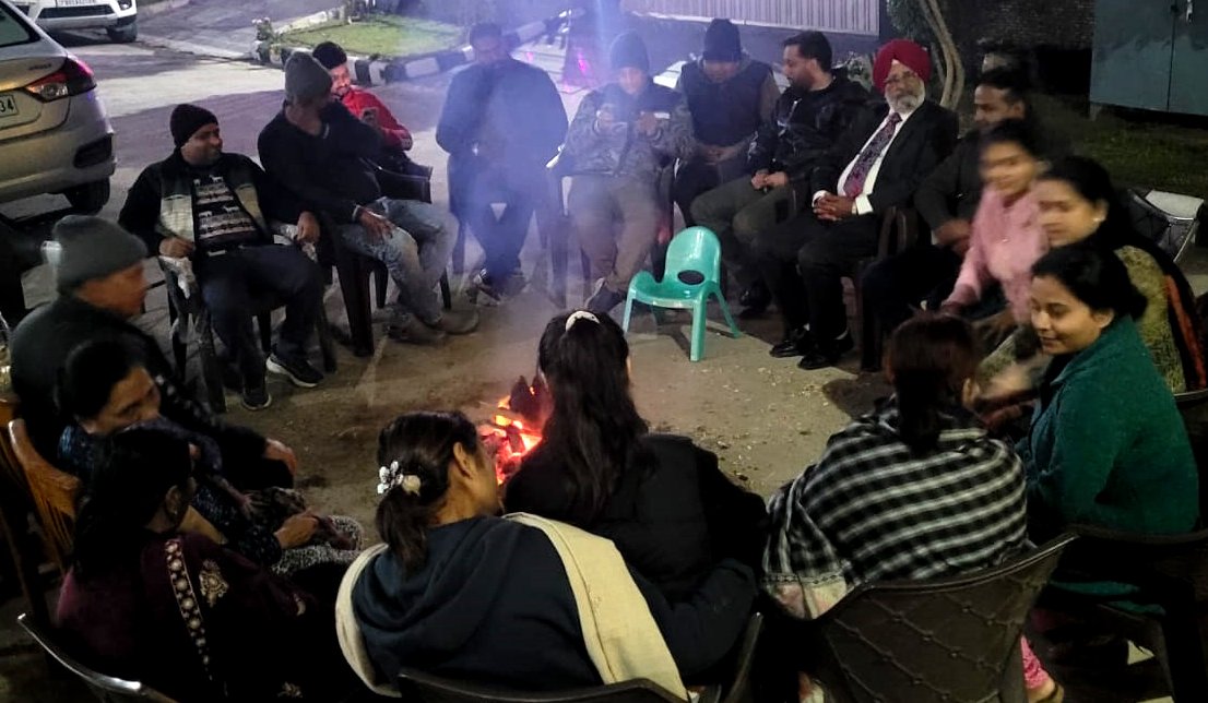 ग्रीन सिटी कालोनी में धूमधाम से मनाया गया लोहड़ी का पर्व !!