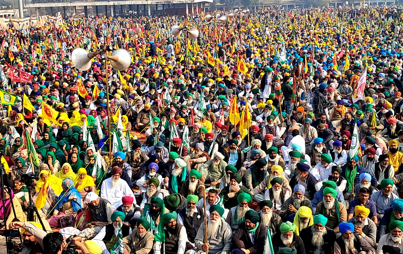 संयुक्त किसान मोर्चा की महापंचायत ! राकेश टिकैत पहुंचे मोगा ! आंदोलन को लेकर कही ये बात ……….