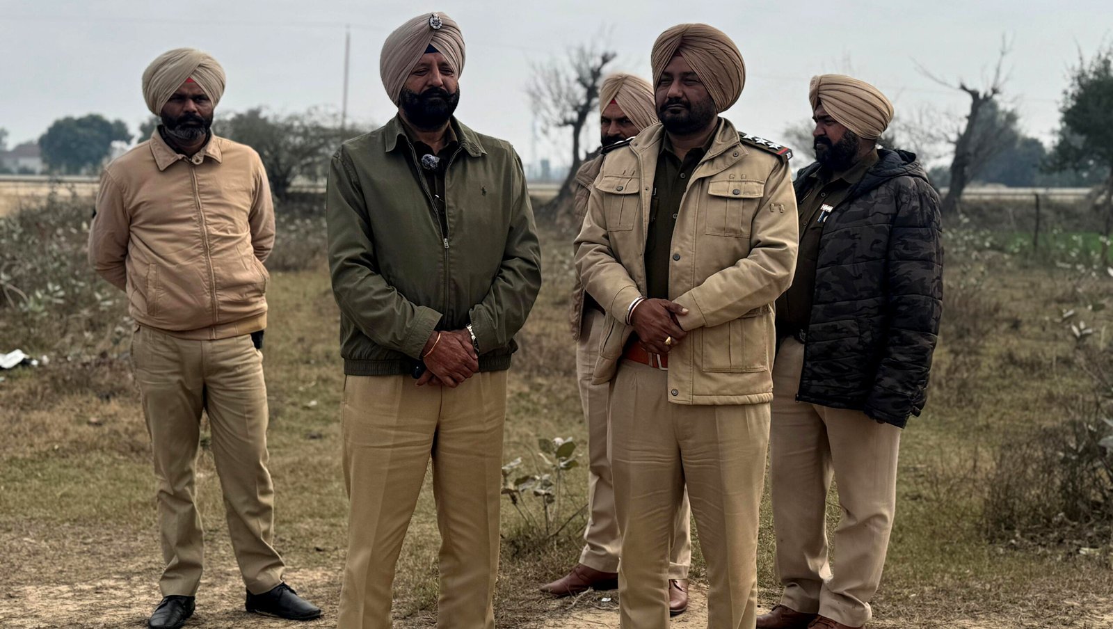 पुलिस ने अब बे आबाद स्थानों को बनाया निशाना ! की छापेमारी ! जानो वजह ………..