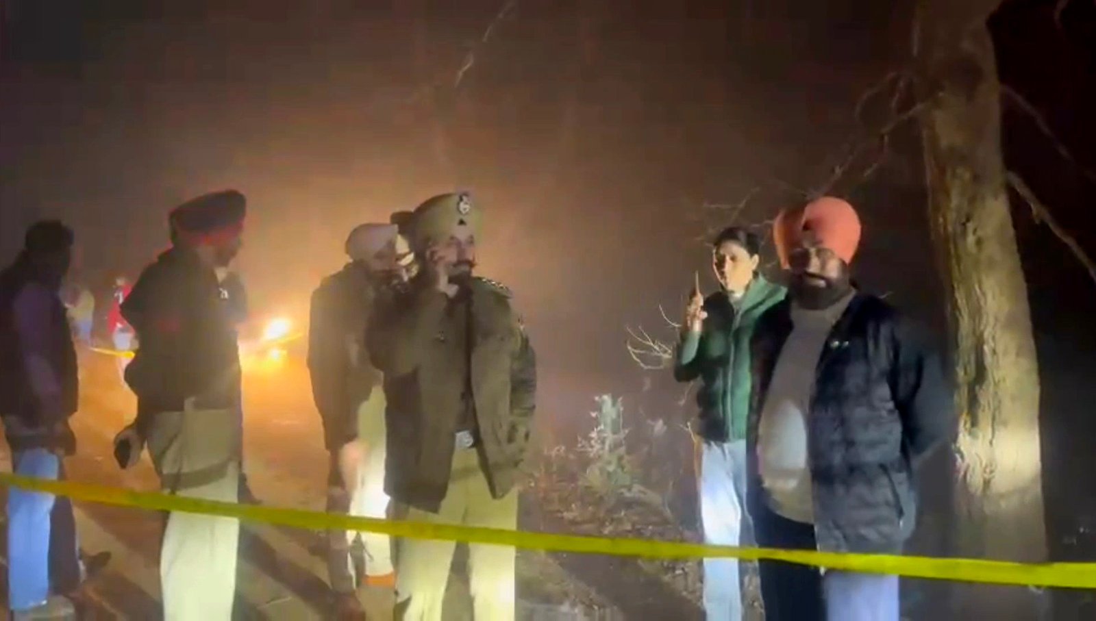 मोगा पुलिस व बदमाशों में चली सीधी गोलियां ! दो घायल ! 3 अन्य गिरफ्तार !