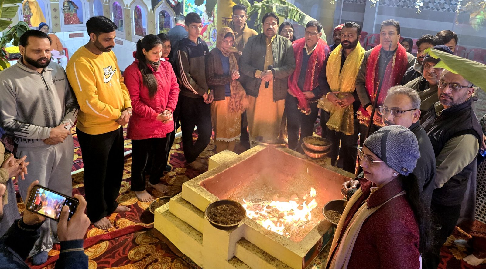 श्री बगलामुखी अखंड महायज्ञ में, मां के भक्तों ने हाजरी लगवा लिया आशीर्वाद !!