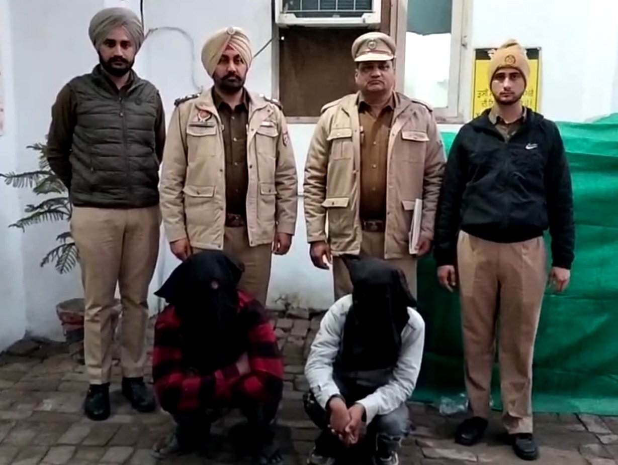 दाढ़ी-मूंछ फूटते ही, कर दिया बड़ा काण्ड ! आपत्तिजनक सामान बरामद ! पहुंचे सलाखों के पीछे !!