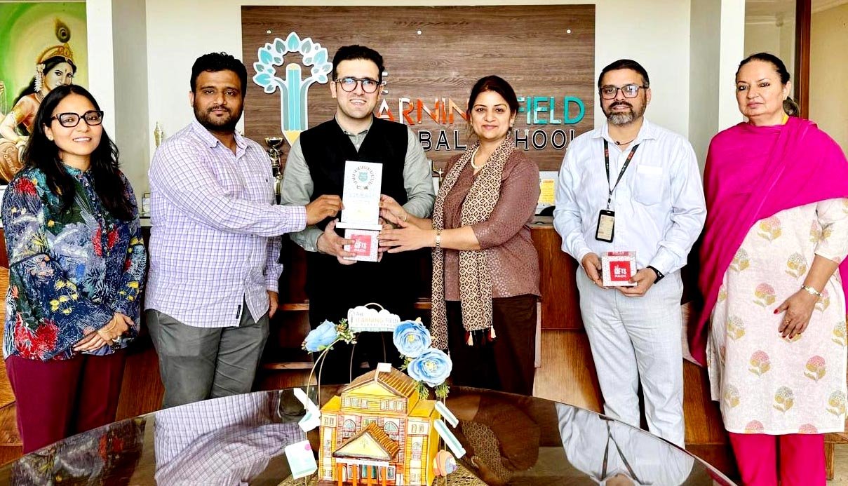 TLF स्कूल, दो दिवसीय कार्यशाला ! शिक्षण पद्द्ति व शिक्षकों में सकारात्मक मानसिकता बढ़ाने पर जोर !!