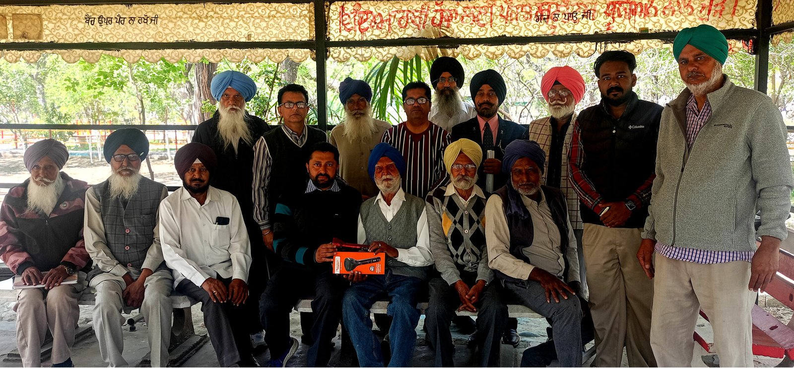 ਲਿਖਾਰੀ ਸਭਾ ਦੀ ਮੀਟਿੰਗ ! ਸਾਹਿਤਕਾਰ ਜੋਧ ਸਿੰਘ ਨੇ ਵਧਾਇਆ ਲੇਖਿਕਾਂ ਦਾ ਮਾਨ !!