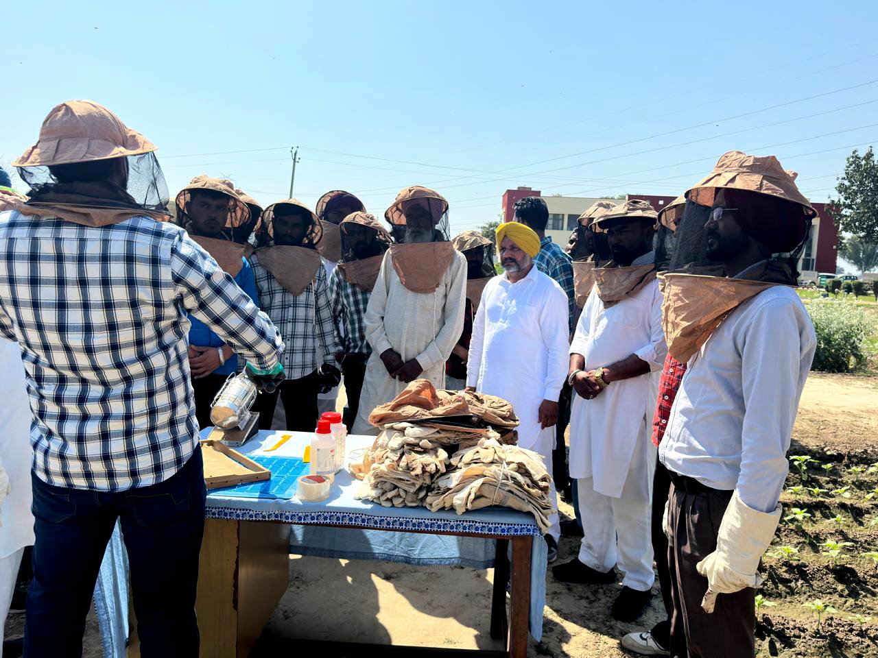 NBHM ਸਕੀਮ ਤਹਿਤ, ਦੋ ਰੋਜਾ ਸ਼ਹਿਦ ਮੱਖੀ ਪਾਲਣ ਸਬੰਧੀ, ਸੈਮੀਨਾਰ ਸਮਾਪਤ !!