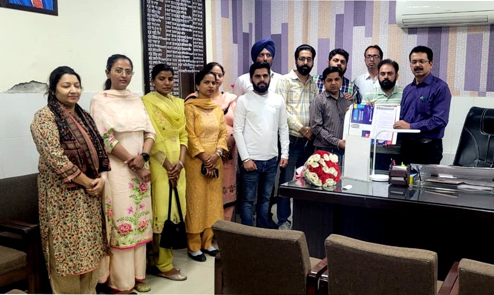 ਸਾਵਧਾਨ ! ਇਹ ਤਿੰਨ ਦਿਨ, ਇਹ ਸਰਕਾਰੀ ਸੇਵਾਵਾਂ, ਰਹਿਣਗੀਆਂ ਠੱਪ ! ਕਰਮਚਾਰੀਆਂ ਵੱਲੋਂ ਹੜਤਾਲ ਦਾ ਐਲਾਨ !!