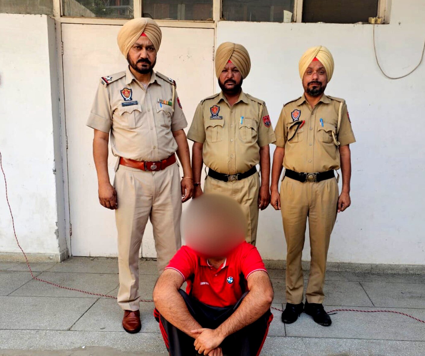 लाखों की हैरोइन व नशीली गोलियों सहित 3 काबू ! जानो, क्या हुई पुलिस कार्यवाई ??