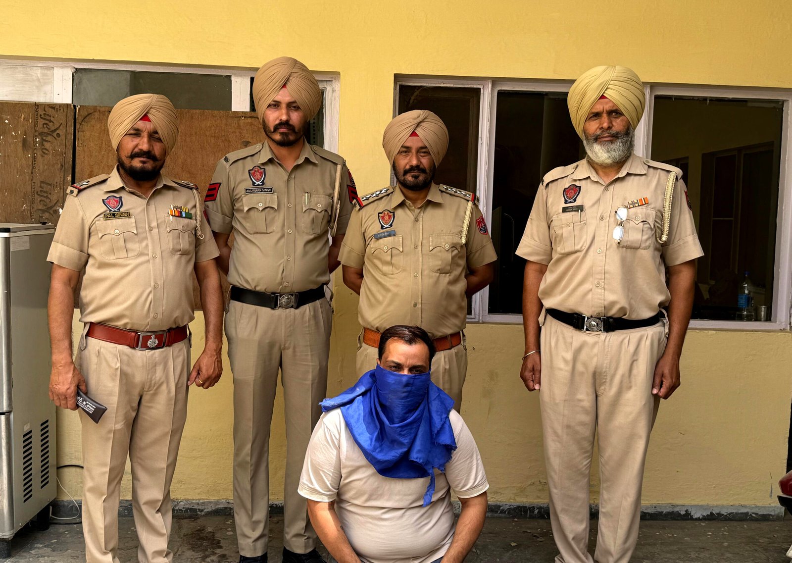 4 ਕਰੋੜ ਤੋਂ ਵੱਧ ਦੀਆਂ ਪਾਬੰਦੀ ਸ਼ੁਦਾ ਦਵਾਈਆਂ, ਡਰੱਗ ਮਨੀ ‘ਤੇ ਇਕ ਸਕੌਡਾ ਕਾਰ ਸਣੇ ਇੱਕ ਅੜਿਕੇ !!