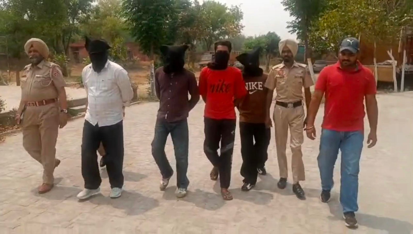 CIA स्टाफ को कामयाबी ! लाखों के सामान सहित 4 काबू ! SPD ने लिए अहम खुलासे !!