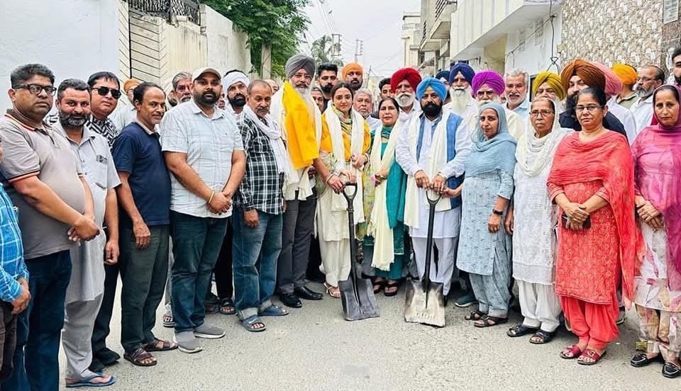 वार्ड नं 42 में 46 लाख रुपए के विकास कार्य, विधायक अमनदीप ने करवाए शुरू !!