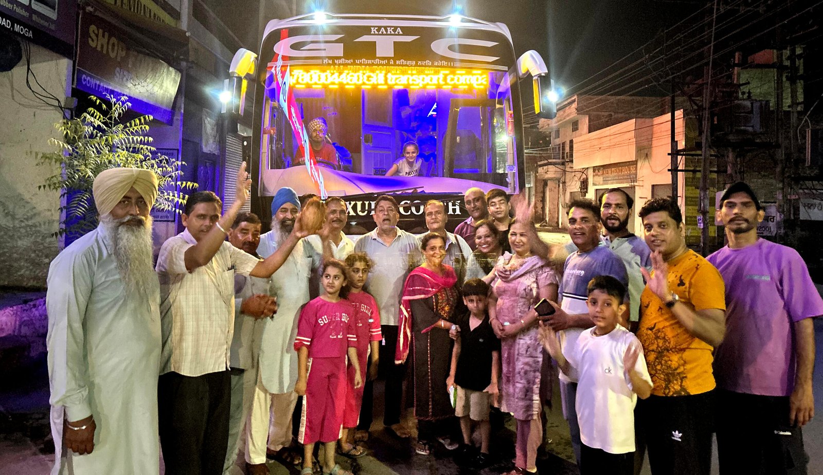 श्री श्याम सेवा परिवार का जत्था खाटू धाम व सालासर धाम के दर्शनों हेतु हुआ रवाना !!