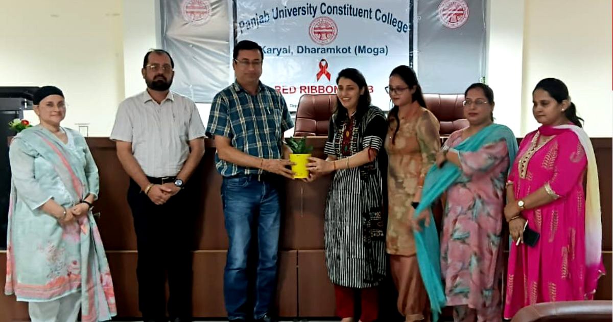 ਰੈੱਡ ਰਿਬਨ ਕਲੱਬ ਦਾ ਵਲੰਟੀਅਰ ਖੂਨ ਦਾਨ ਦਿਵਸ ਸਮਾਗਮ, ਵਿਦਿਆਰਥੀ ਉਤਸ਼ਾਹਿਤ : ਡਾ. ਪੁਨੀਤਾ/ ਮਿਸ ਤਮੰਨਾ