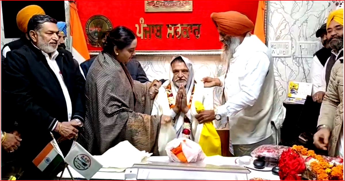 मोगा को मिला नया मेयर, इनके सिर सजा ताज, विधायक अमनदीप सहित नए मेयर ने कही बड़ी बात