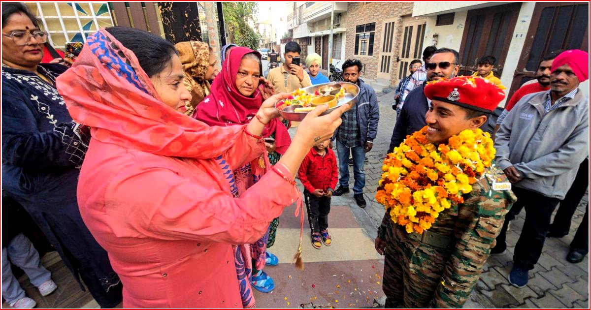 19 वर्षीय सिमरन, भारतीय सेना की ट्रेनिंग के बाद लौटी मोगा, गर्म जोशी से स्वागत, “दम वाले फौजी बनते हैं, हमारे खून में दम है” ………….